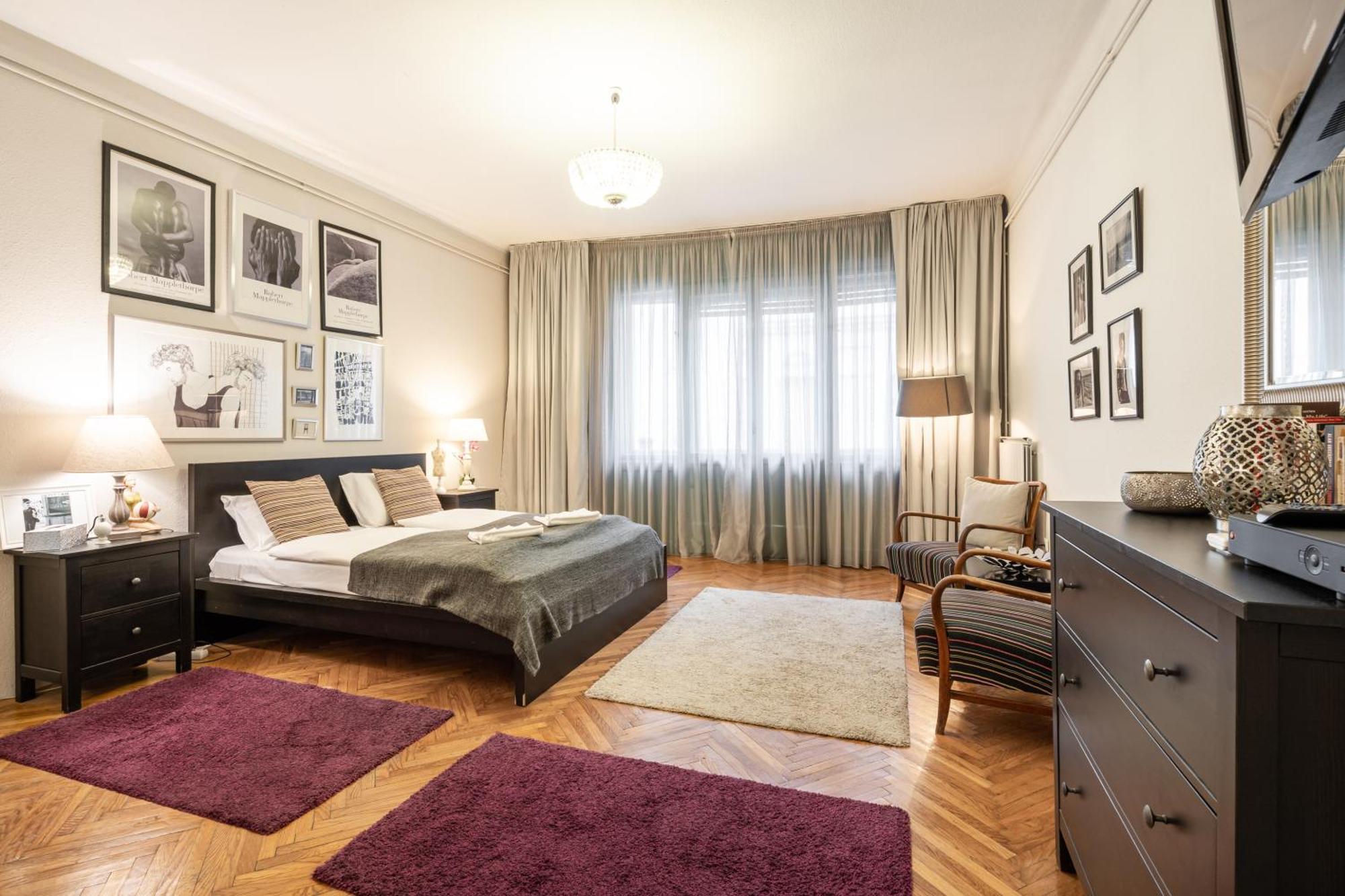 Paulay Deluxe 1 Apartment Budapest Luaran gambar